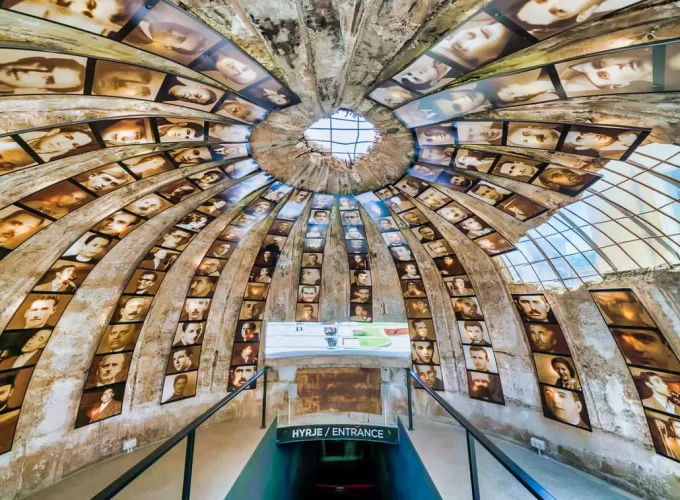 Bunk’Art & Communist History Experience – private group with transfer