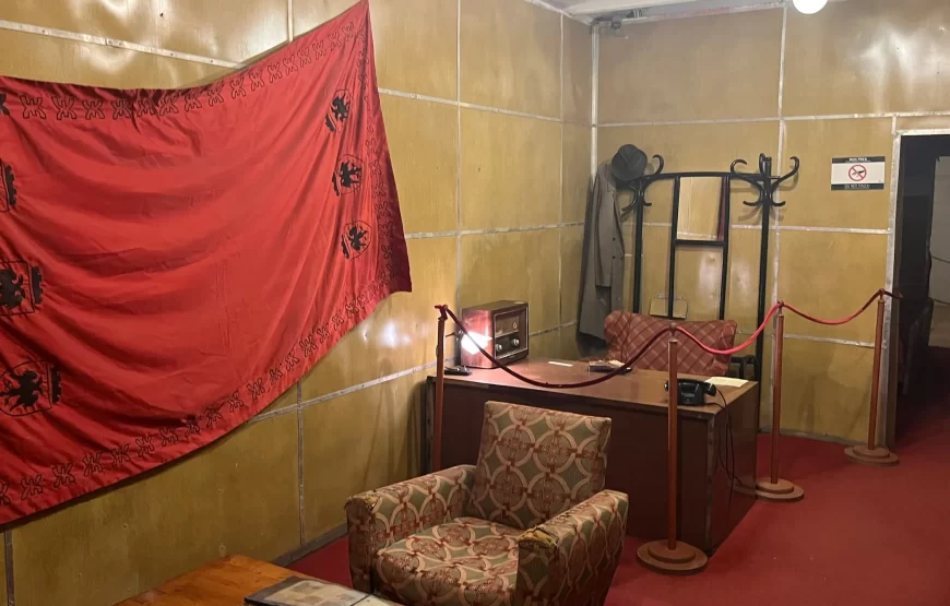 Bunk’Art & Communist History Experience – private group with transfer