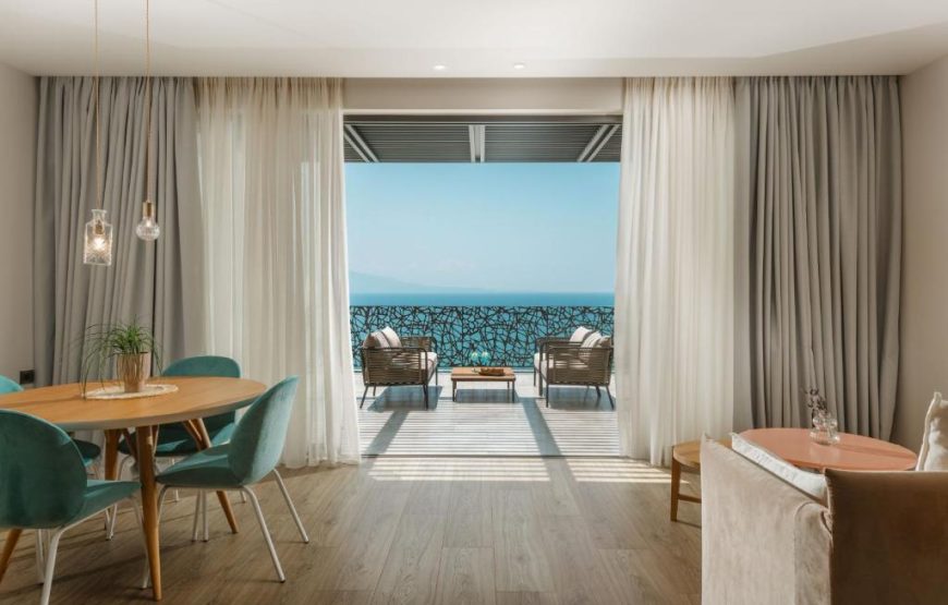 Glow Hotel Saranda