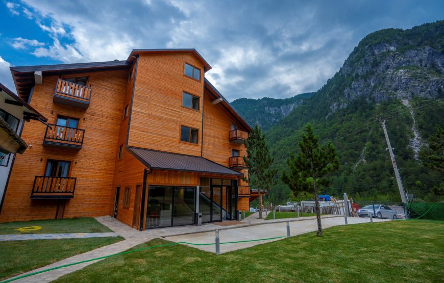 Hotel Jezerca Theth