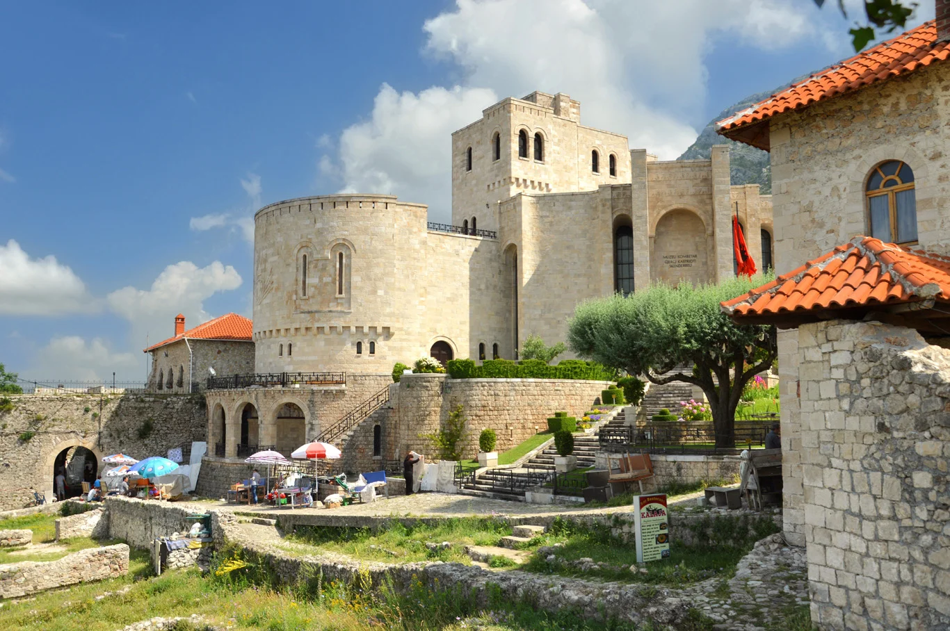 10:15 – Visit Kruja Castle & Skanderbeg Museum