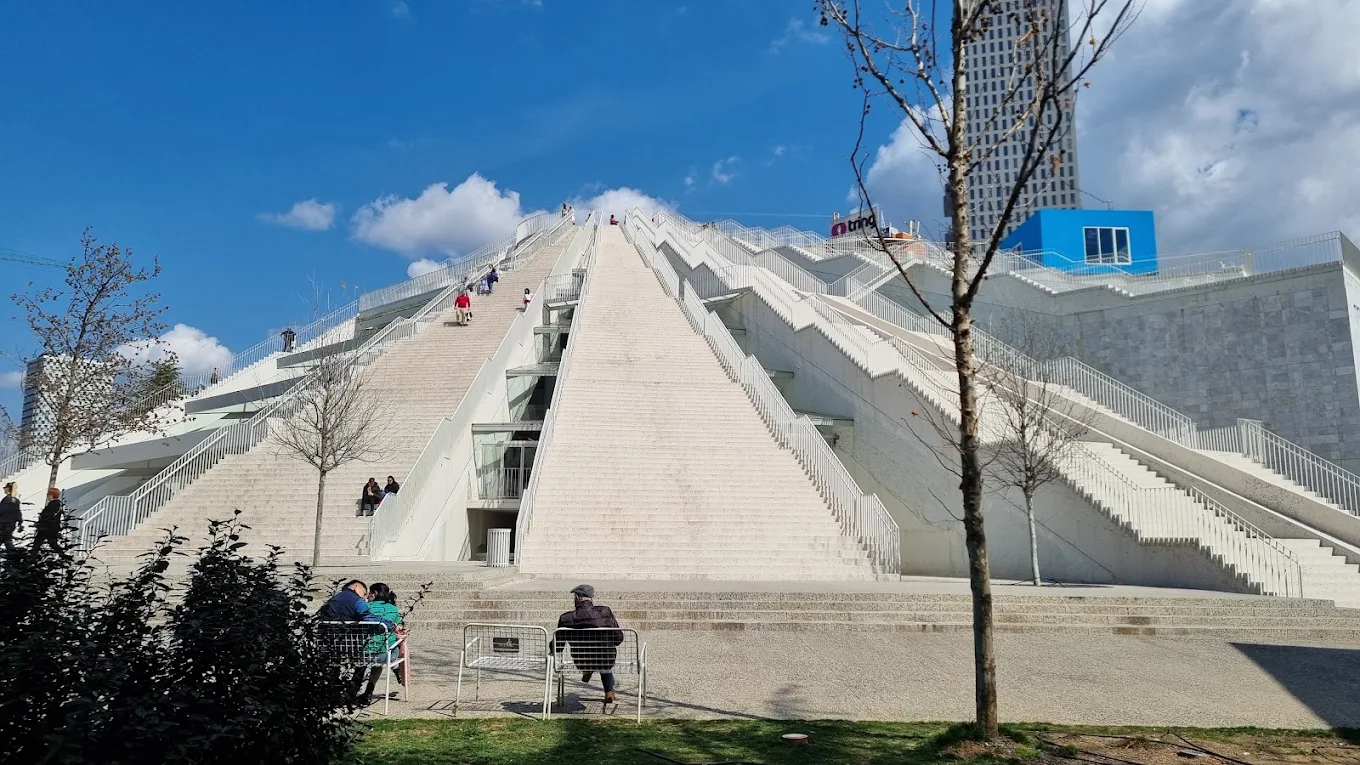14:30 – Pyramid of Tirana & Mother Teresa Square