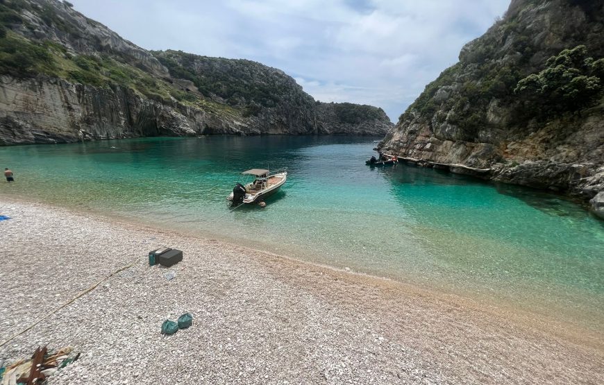 Ksamil Boat Tour to Hidden Bays & Islands (Private Experience)